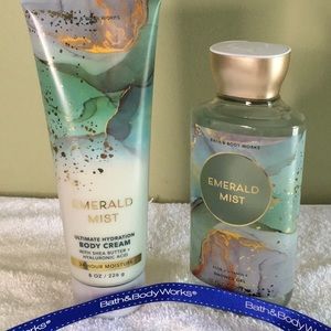 🌟NEW🌟 Bath & Body Works BBW Emerald Mist 2 piece Body gel/cream Gift Set